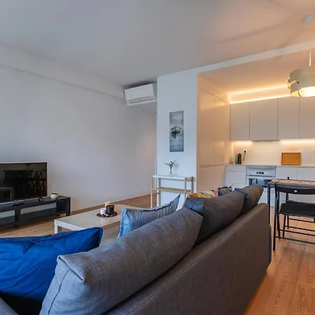 Apartment Casal Ribeiro 28 *