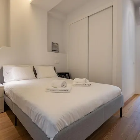 Апартаменты Casal Ribeiro 28 *